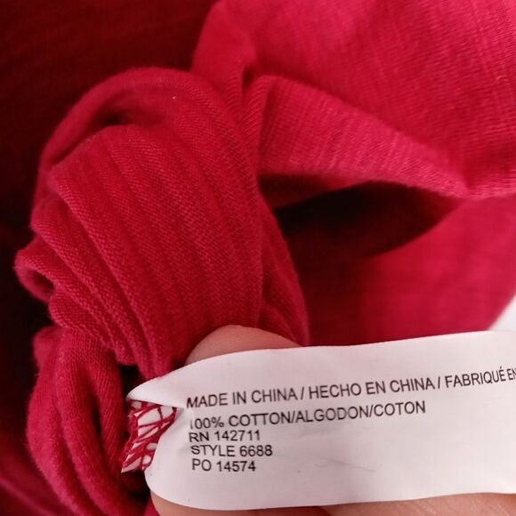 Eloquii red tee size 22/24 - Picture 4 of 5